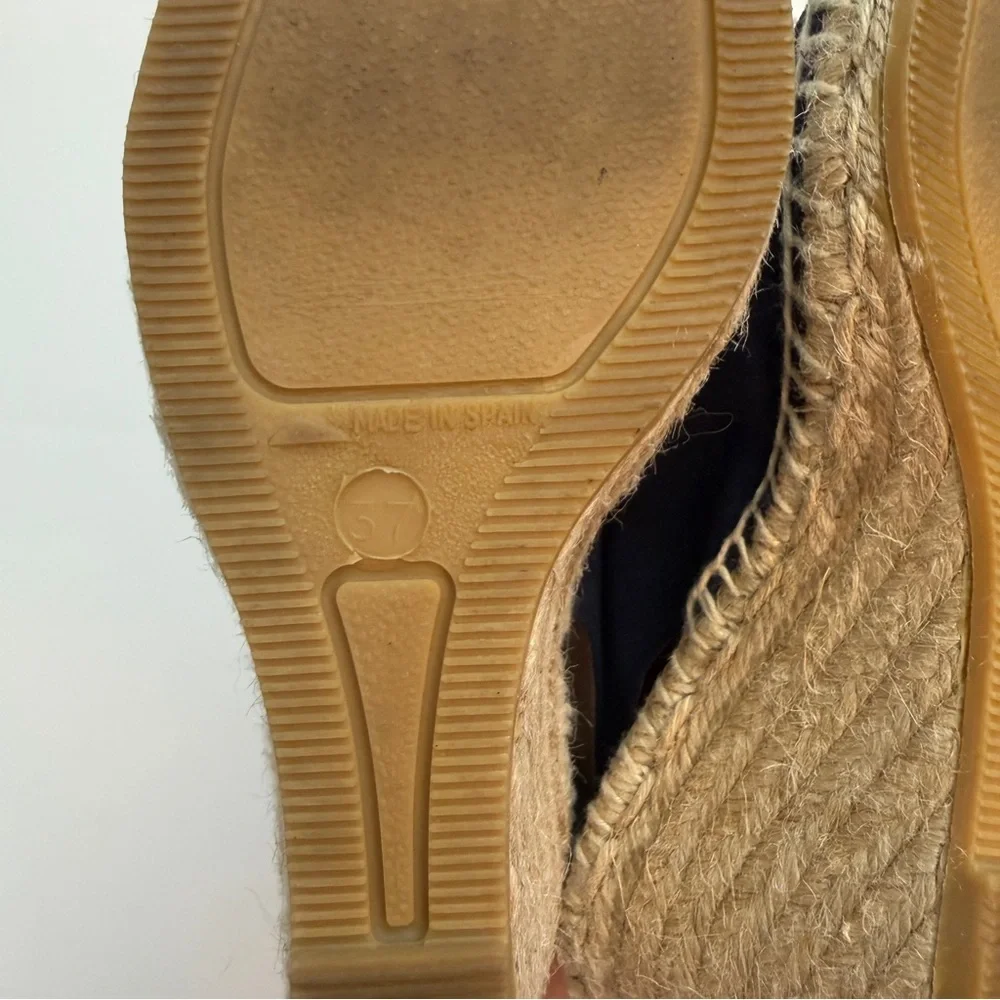 275 Central Navy Suede Wedges, Size 36/7 - Picture 7 of 8